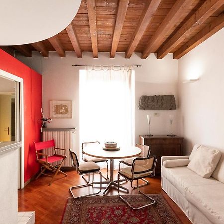 Brera Anfiteatro Apartment Milan Luaran gambar