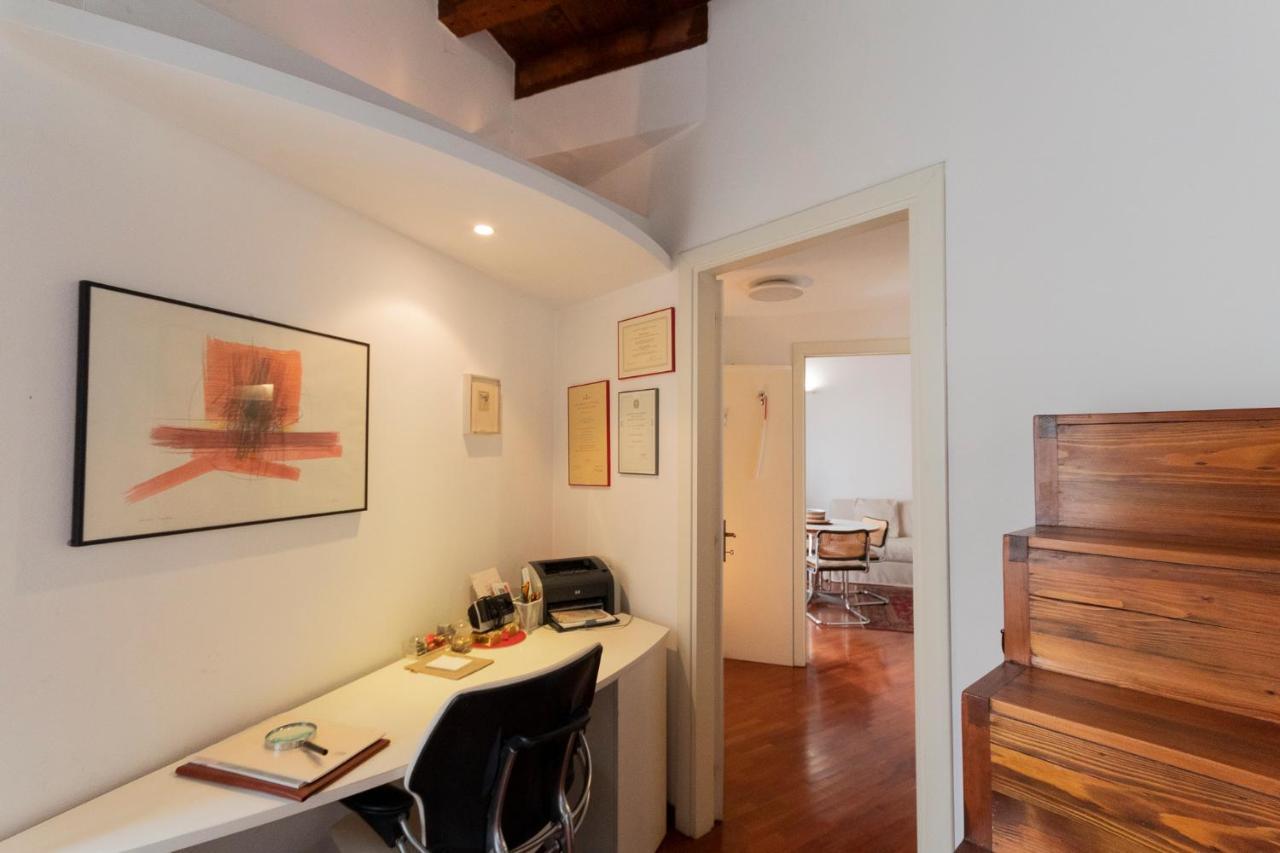 Anfiteatro Apartment In Brera Milan Luaran gambar